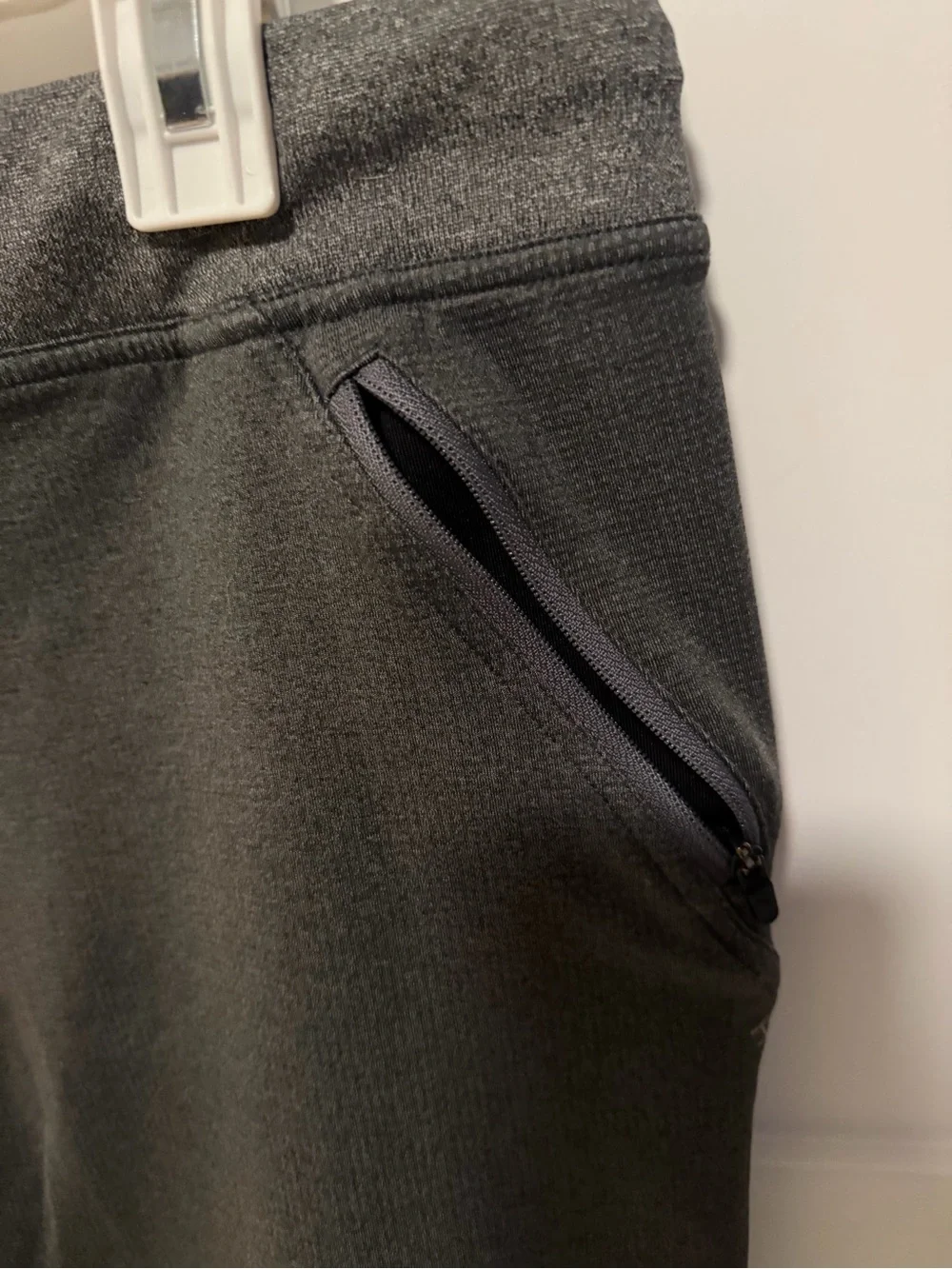 Hylete Charcoal Performance Shorts | Men’s Medium | Athletic Training Shorts - Picture 8 of 9